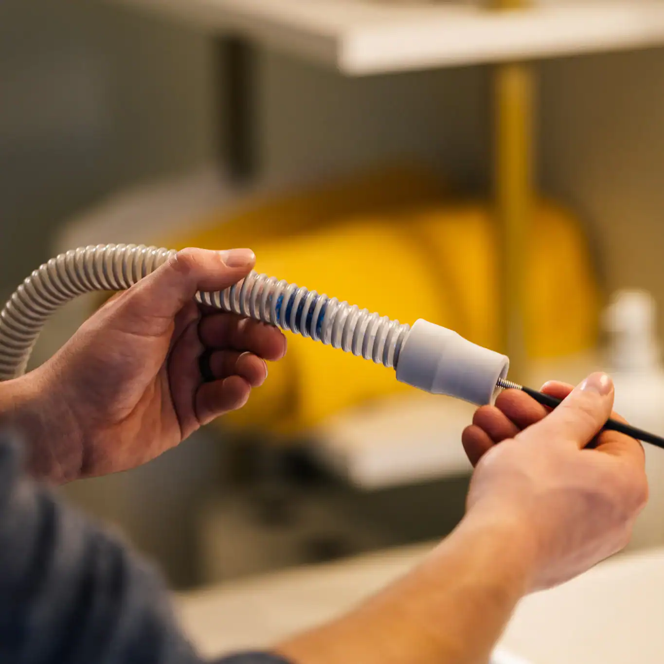 CPAPology Monty Elite™ Premium CPAP Tube Brush Cleaner - Image 2