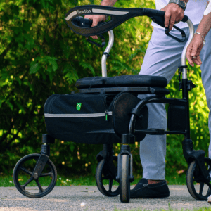 Walker/Rollator with Seat